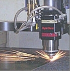 Banc de découpe KOIKE Econograph 2000 x 6000<br />-	Avec chalumeau oxycoupeur cap. 100 mm<br />-	Avec générateur Plasma Hypertherm Powermax 1600 cap. 20 mm<br />